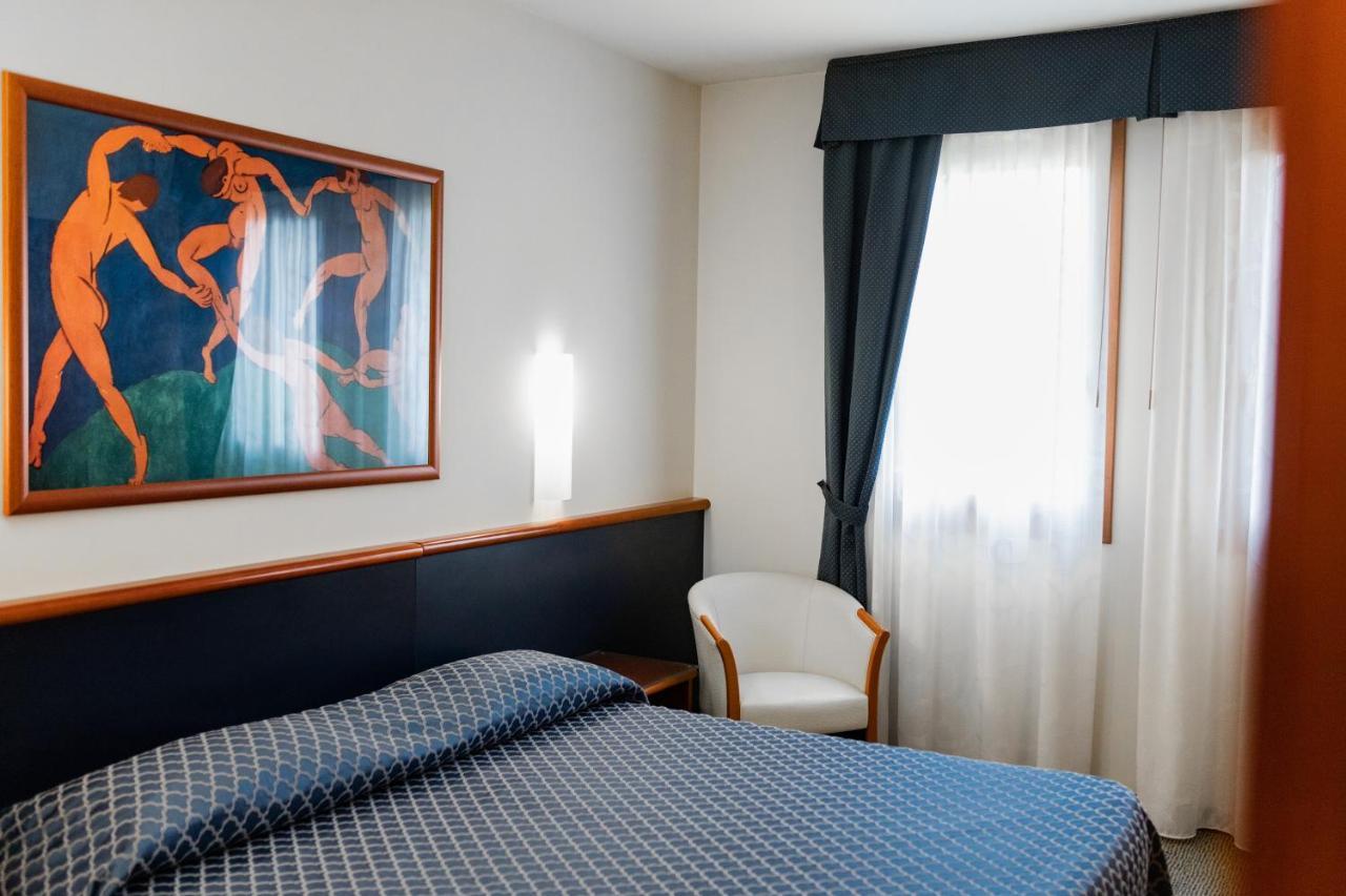 Hotel Crystal Preganziol Dış mekan fotoğraf